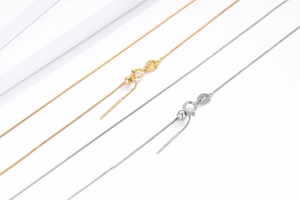 Adjustable S925 sterling silver box chain necklace with needle end and lobster clasp detail