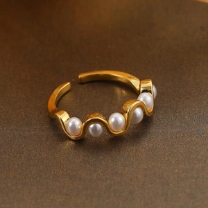 Elegant 18k gold plated wavy open ring for women featuring five round white pearls