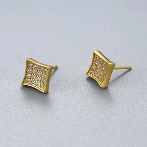 Boucles d'oreilles carrées minimalistes en argent S925 dorées avec pavage de zircons
