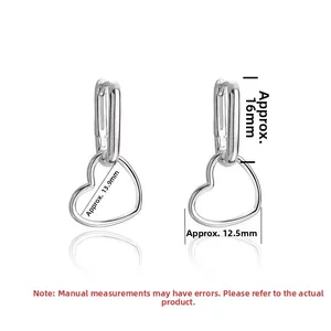 Detail view of 925 silver heart earrings with U-shaped hoops and 16mm size dimensions