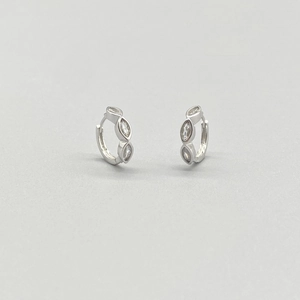 Boucles d'oreilles créoles en argent S925 avec zircons marquise pour un look élégant