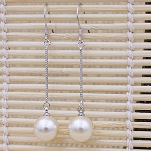 Elegant S925 silver long drop earrings with white natural shell pearls on fishhooks