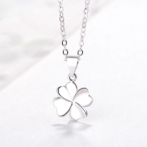 925 Sterling Silver Four Leaf Clover Pendant For Women Polished Simple Sweet Heart Shaped Jewelry Pendant Only Without Chain