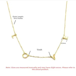 Detailansicht der goldene LOVE Buchstaben Kette mit Maßen von 16+2 Zoll und 6,2 mm Höhe