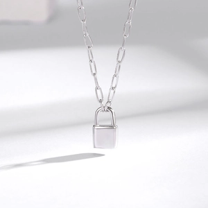 Minimalistische S925 Sterling Silber Vorhängeschloss Kette mit Büroklammer-Gliedern