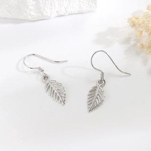 Elegant 925 sterling silver leaf drop hook earrings for women with realistic feather texture
