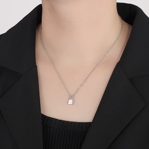 Minimalistische 925 Silber Vorhängeschloss Halskette mit Büroklammerkette für Damen