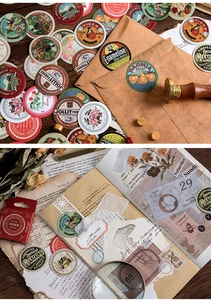 Détails d'autocollants vintage pour scrapbooking avec motifs de fleurs et étiquettes rétro