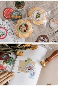 Détail d'autocollants vintage ronds pour l'emballage de cadeaux et le scrapbooking