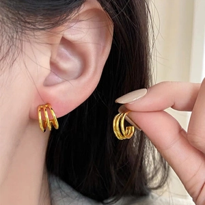 Boucles d'oreilles créoles géométriques à trois couches en argent S925 doré