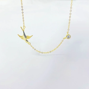 Élégant Collier Pendentif Hirondelle Oiseau en Argent Sterling 925 Avec Zirconia Simple Chaîne Clavicule Plaquée Or Argent Femme