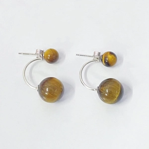 Orecchini a perno in argento S925 con occhio di tigre e doppia perla in stile vintage
