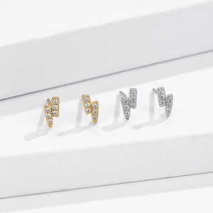 Boucles d'Oreilles Clous Éclair en Argent Sterling 925 avec Zirconia pour Femme Mode Minimaliste Style INS Bijoux Cadeau