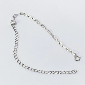 S925 sterling silver paperclip and circular link bracelet with a sparkling white zircon