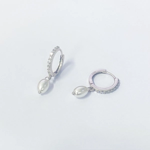 S925 sterling silver hoop earrings with cubic zirconia and teardrop pearl pendants