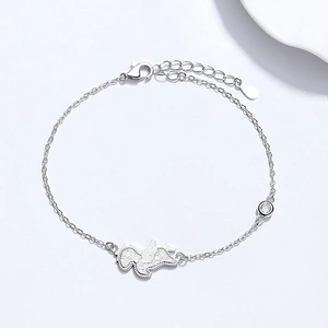 Elegant 925 sterling silver chain bracelet with flying horse pendant and zircon stone