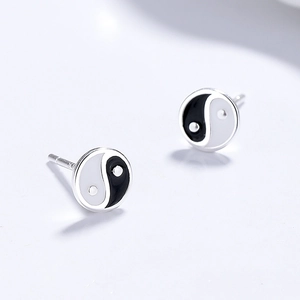 Minimalist S925 sterling silver yin yang stud earrings with black white enamel finish