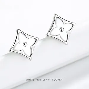 S925 sterling silver rhombic four-leaf clover stud earrings with white mother of pearl