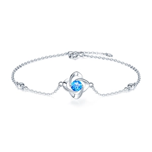 S925 Sterlingsilber Armband mit blauem Kleeblatt Edelstein und klaren Zirkoniasteinen