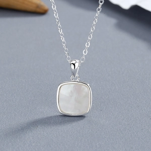 Collier Pendentif Carré En Nacre Avec Chaîne En Argent Sterling 925 Bijoux Élégants Pour Femmes