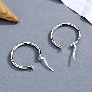 Minimalist 925 sterling silver geometric hoop earrings with polished finish and S925 stamp