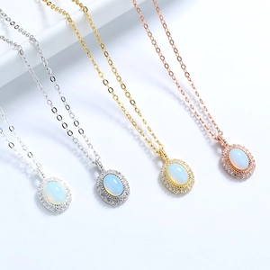 Elegant 925 Sterling Silver Oval Artificial Moonstone Pendant Necklace Luxurious Zirconia Halo Clavicle Chain Jewelry For Women