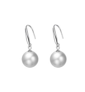 Detailed view of 925 sterling silver hooks with polished round white pearls for women