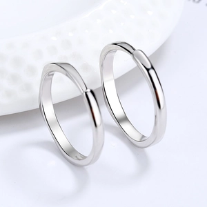 Minimalist S925 sterling silver Amour couple rings with geometric and smooth finishes
