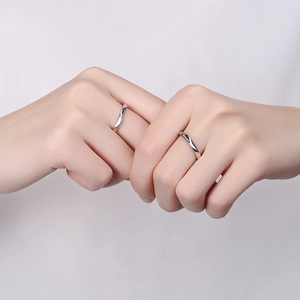 S925 sterling silver Amour couples ring set with minimalist twisted design for lovers