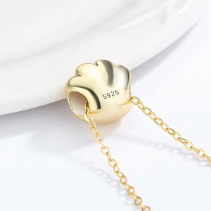 Cute S925 sterling silver gold-plated cat paw pendant necklace with delicate O-chain link