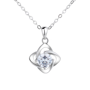 925 sterling silver four-leaf clover necklace with sparkling cubic zirconia pendant