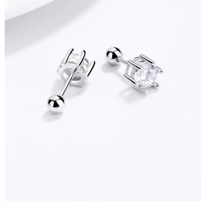 Makroansicht der 925 Silber Ohrstecker mit Zirkonia und Schraubverschluss-Kugel