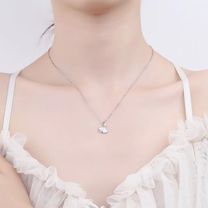 Collier feuille de ginkgo en argent 925 avec pendentif en nacre pour femme élégante