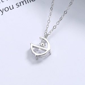 Collier en argent sterling 925 avec pendentif lune et étoile et oxyde de zirconium