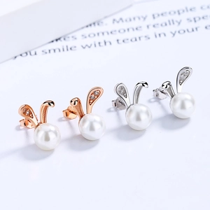 925 silver rabbit pearl earrings with crystal accents in rose gold and silver finishes