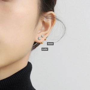 Boucles d'oreilles classiques 4 griffes argent 925 avec zircone ronde de 4mm et 6mm