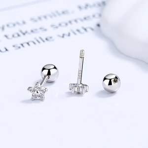 925 Sterling Silver star stud earrings with cubic zirconia and screw back ball closure