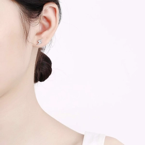 S925 sterling silver lightning bolt stud earring with pavé zircon for women