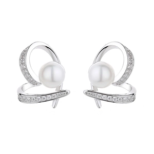 Elegant 925 silver heart pearl earrings with sparkling zircons on white background