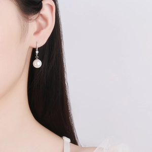 Boucles d'oreilles élégantes en argent 925 avec perles et oxydes de zirconium