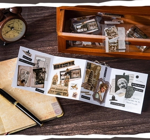 Nahaufnahme von Vintage Collage Klebeband mit Film-, Statuen- und Schmetterlingsmotiven