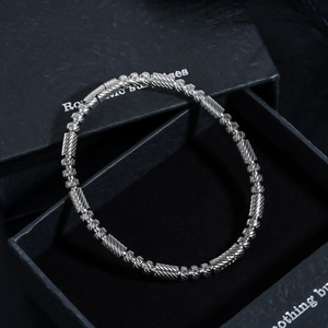 Bracelet Jonc Minimaliste en Acier Inoxydable à Perles Rondes pour Femmes Hommes Argent Texturé Lisse Bijoux de Mode