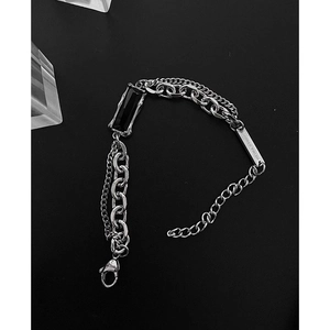 Bracelet double chaîne argentée avec pierre précieuse noire rectangulaire pour homme