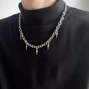 Punk Edelstahl Nieten Spitze Anhänger Halskette Für Herren Damen Hip Hop Industrie Stil Verstellbare Kette Schmuck