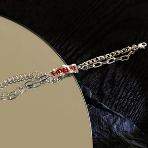 Bracelet Chaîne à Double Couche en Acier au Titane pour Hommes Femmes Hip Hop Street Style Bracelet Plaque de Lettre Bijoux de Mode Unisexe Cadeau