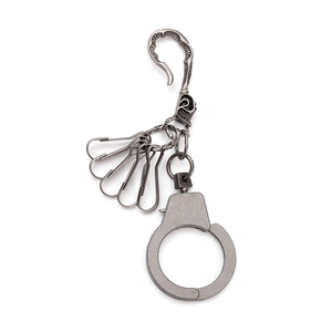 American Hip Hop Punk Handcuff Pendant Keychain Vintage Zinc Alloy Bag Charm Gothic Jeans Belt Clip Accessory Men Women