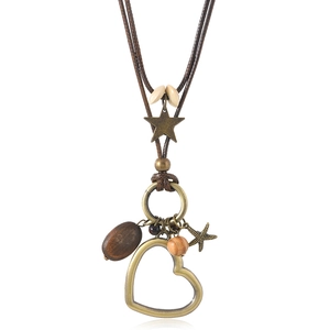 Collier Long Pendentif Bohème Vintage Alliage Cœur Étoile Étoile de Mer Perles de Bois Cordon Cire Bijoux Style Ethnique pour Femme
