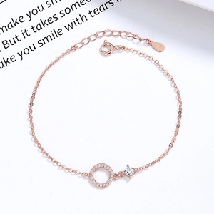 Roségoldenes Armband aus S925 Sterlingsilber mit Zirkonia-Ring und rundem Anhänger