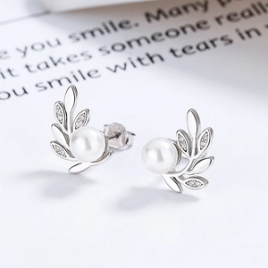 Boucles d'oreilles branche d'olivier en argent 925 avec perles blanches et zircons
