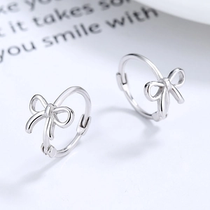 Elegante 925 Sterling Silber Schleife Creolen mit Hochglanz-Finish für Damen im Set